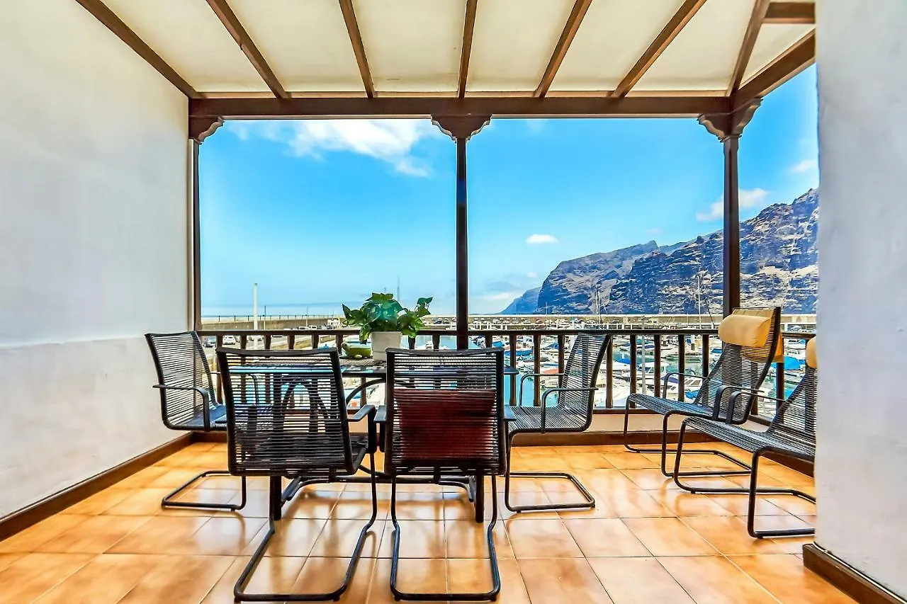 Los Gigantes Marina, Water Front contacts